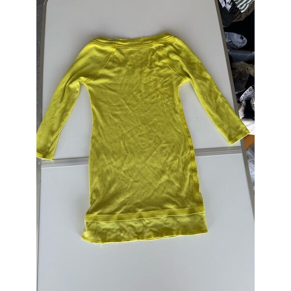 Victorias Secret The Tee Shop Top 3/4 Sleeve Scoop Neck Chartreuse Shirt Womens - Picture 2 of 3